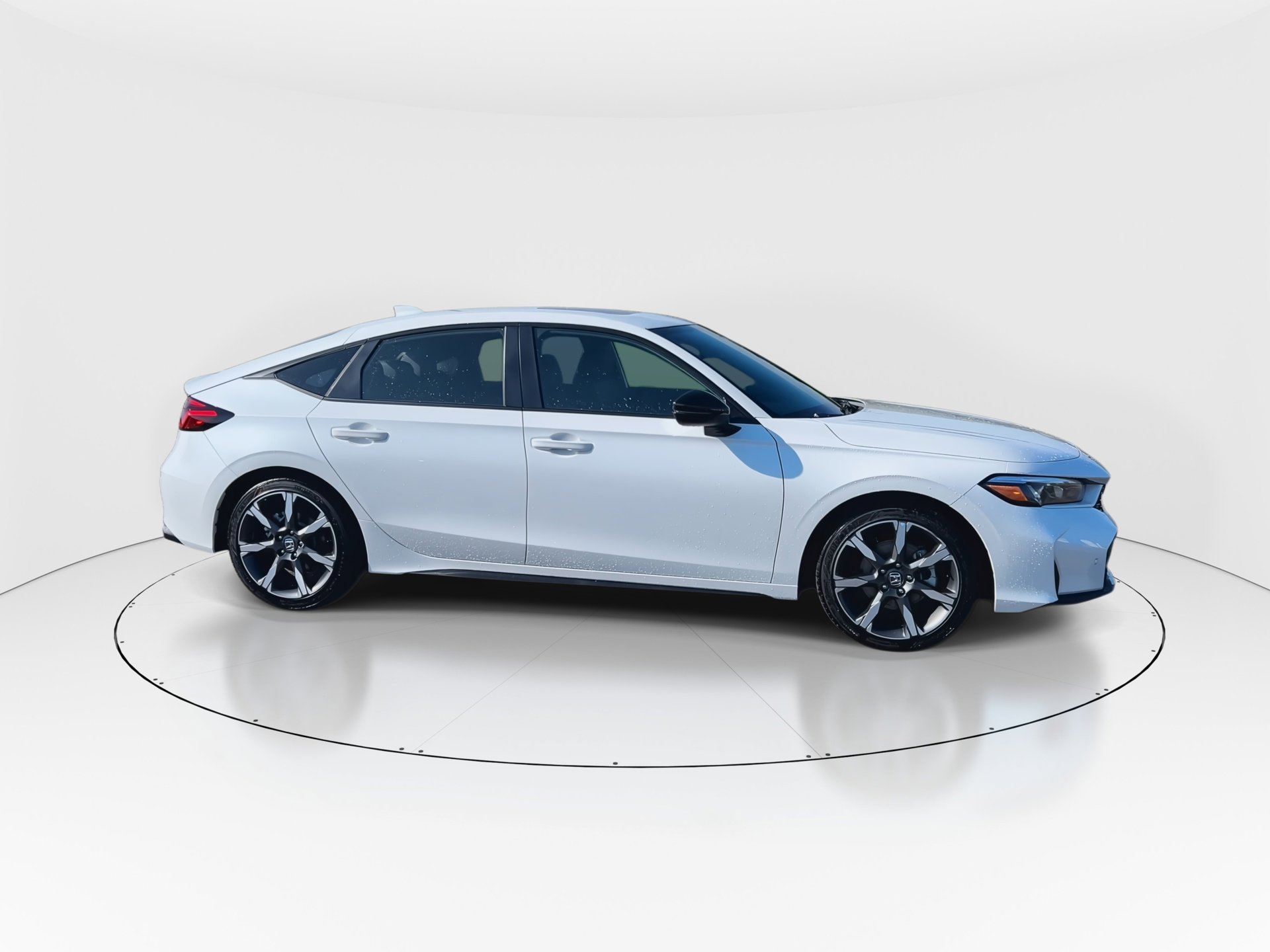 2026 Honda Civic Hatchback Hybrid Sport Touring photo 9