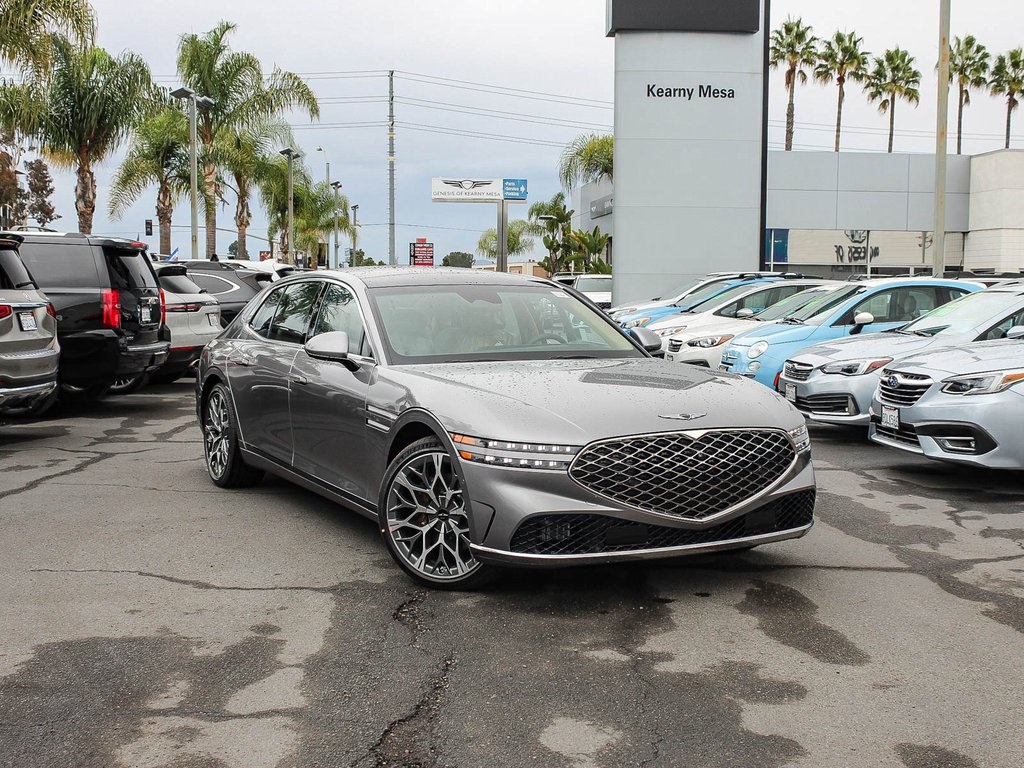 2026 GENESIS G90 Base's photo