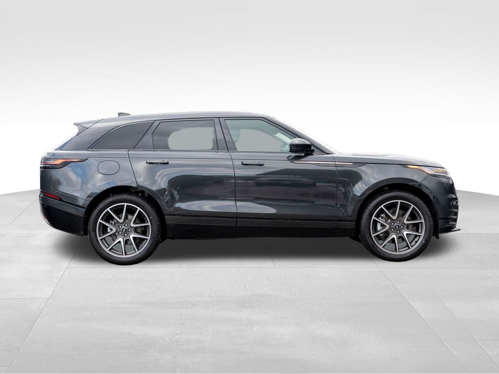 2025 Land Rover Range Rover Velar SE photo 8
