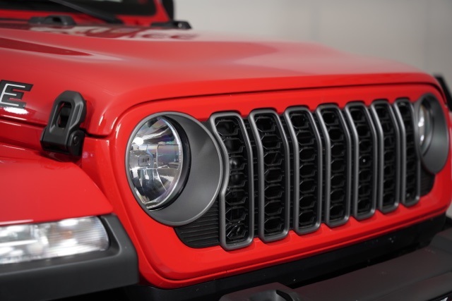 2025 Jeep Gladiator Sport photo 47
