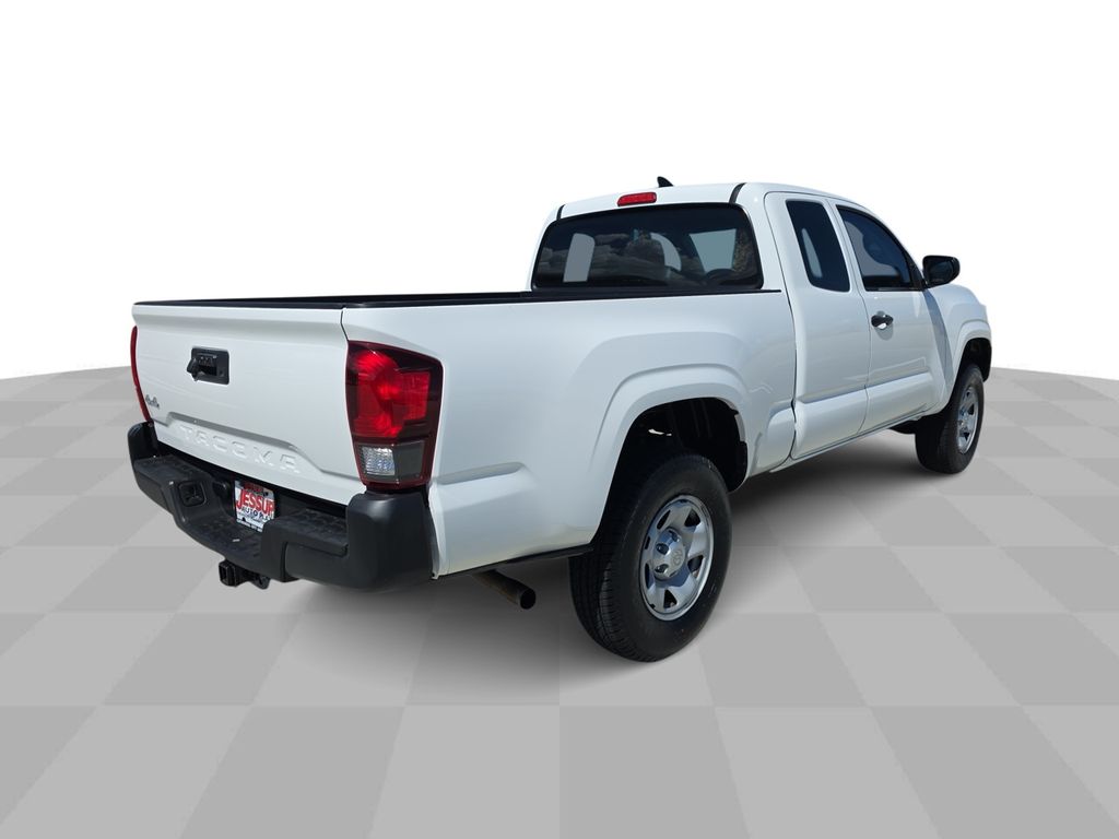 2018 Toyota Tacoma SR photo 8