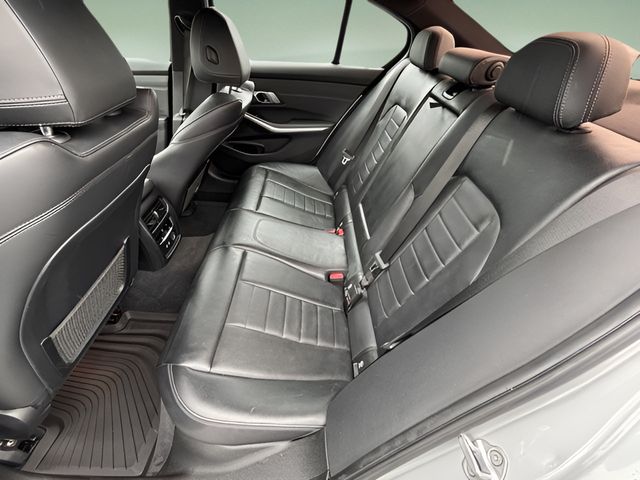2019 Bmw 330i Sedan photo 3