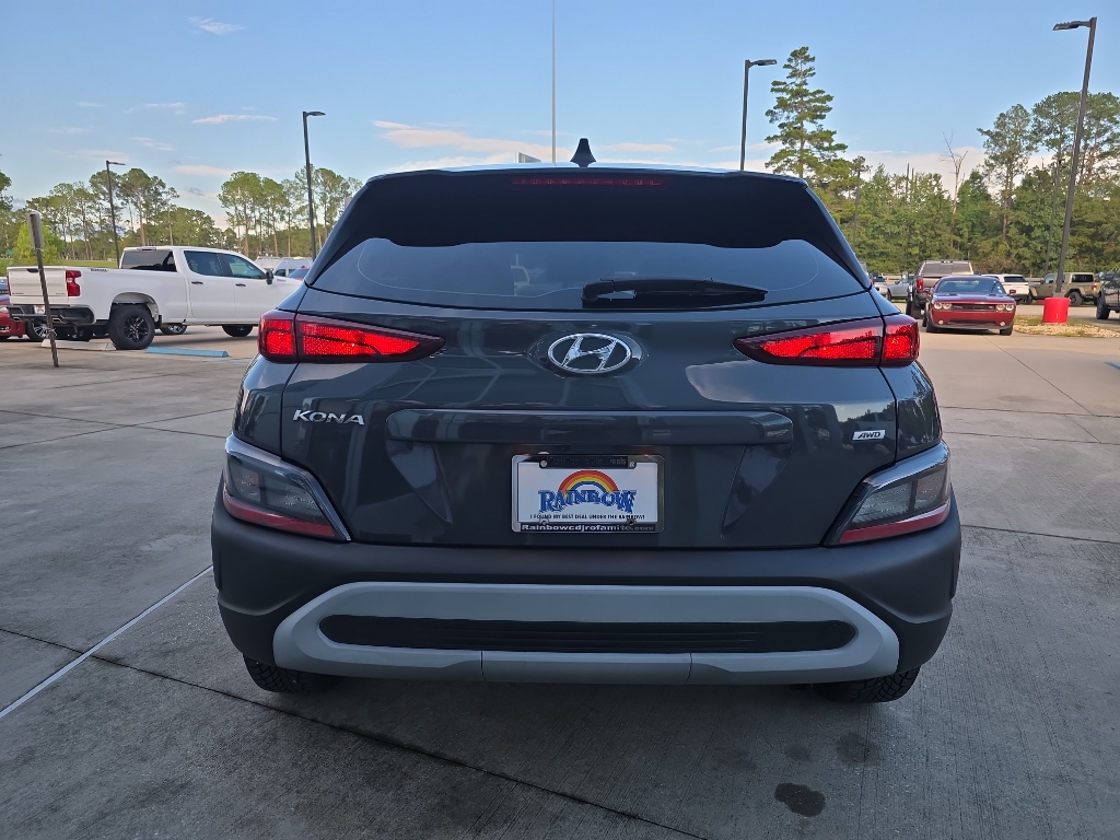2023 Hyundai Kona SE photo 7