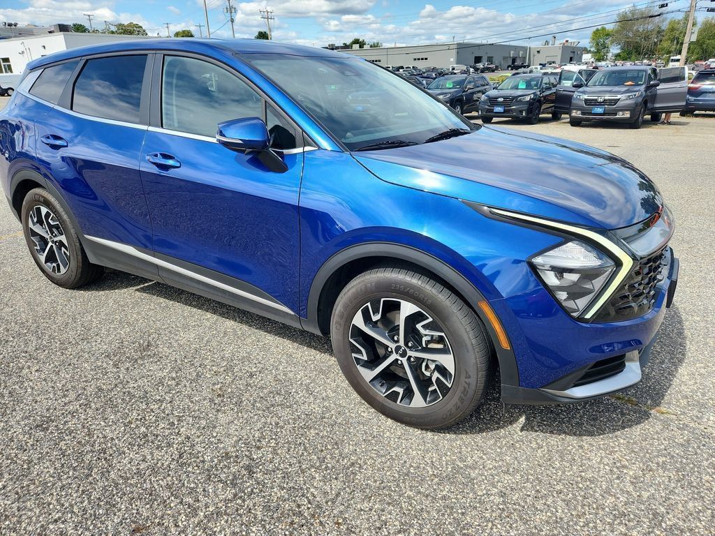 2023 Kia Sportage EX's photo