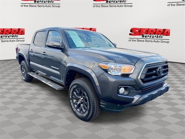 2022 Toyota Tacoma SR5's photo