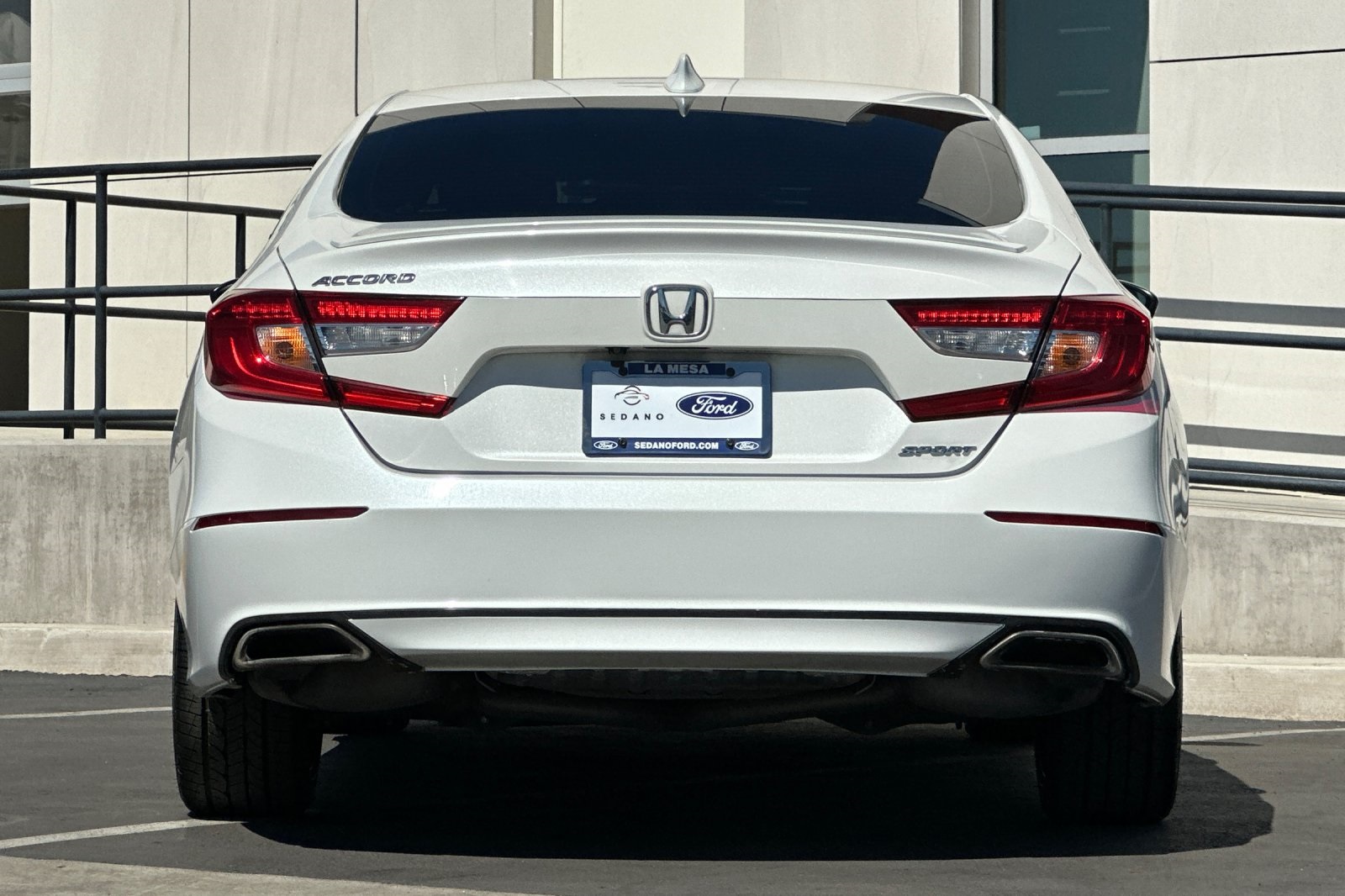2019 Honda Accord Sport photo 4