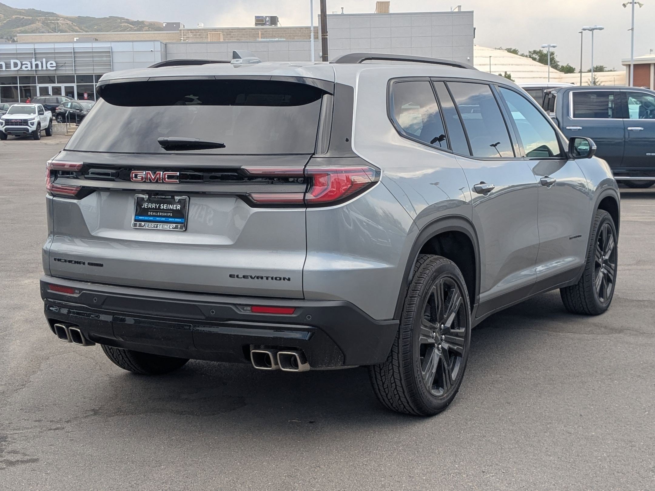 2025 Gmc Acadia Elevation photo 3