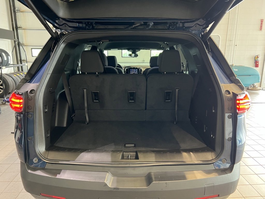 2023 Chevrolet Traverse Cloth 1LT photo 8