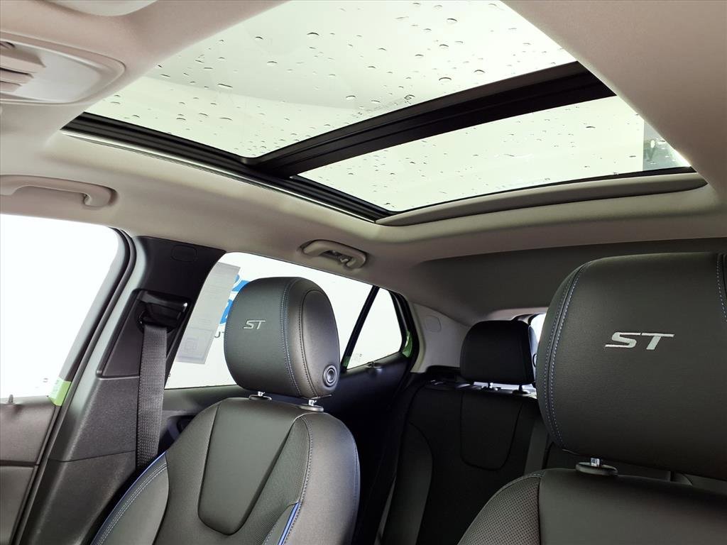 2026 Buick Encore GX Sport Touring photo 4