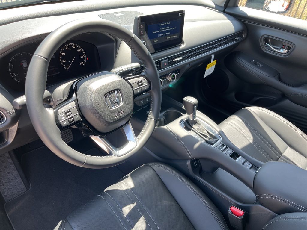 2026 Honda HR-V EX-L photo 4