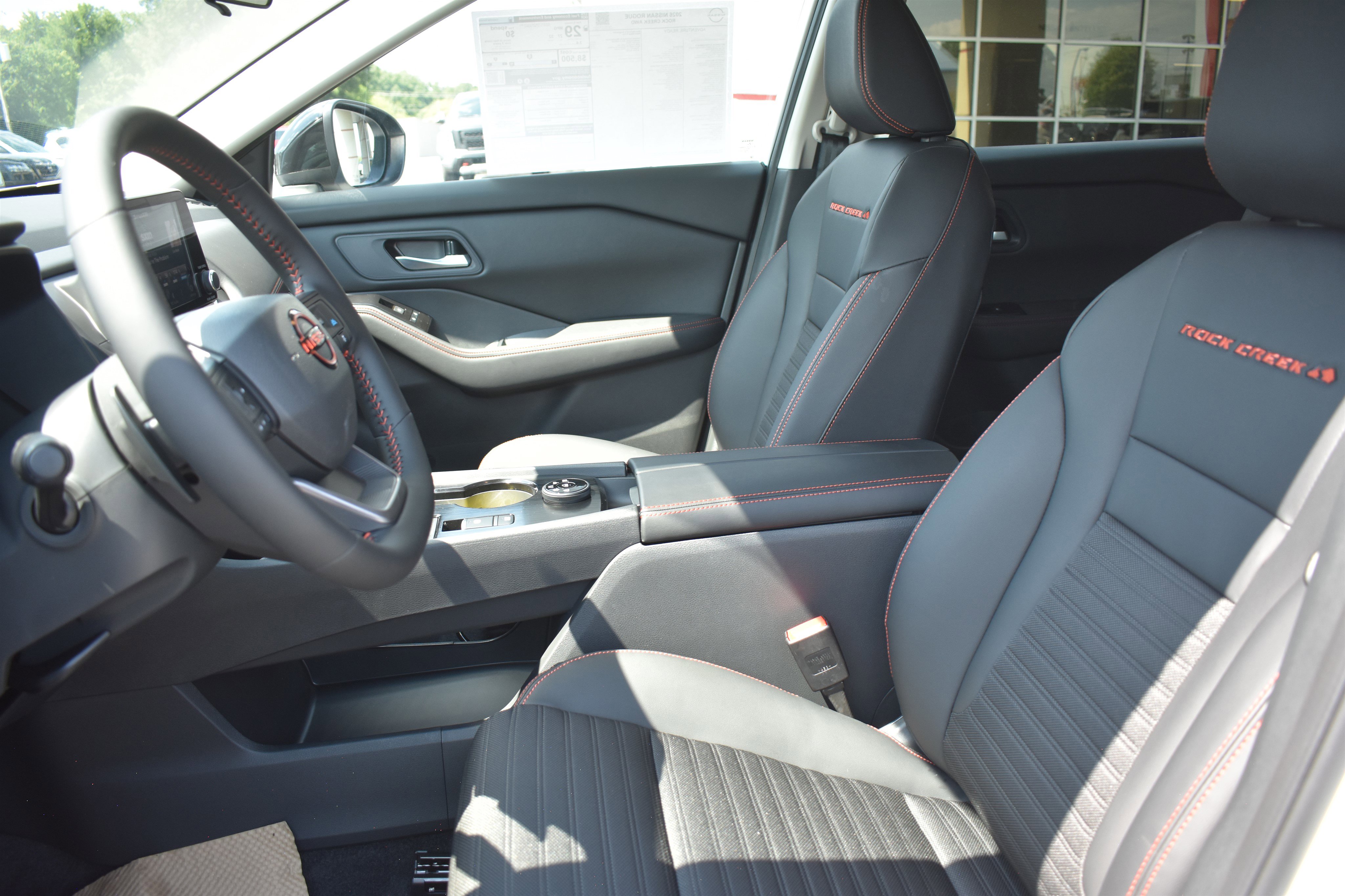 2026 Nissan Rogue SV photo 6