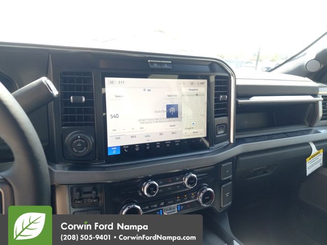 New 2025 Agate Black Metallic Ford Platinum image 22