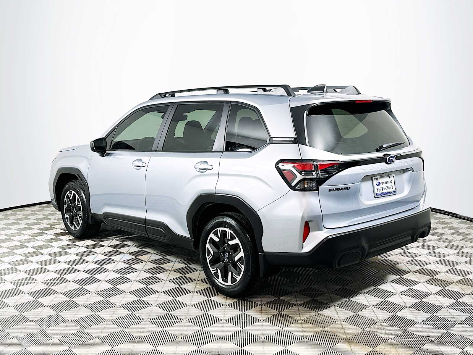 2025 Subaru Forester Premium Base photo 5