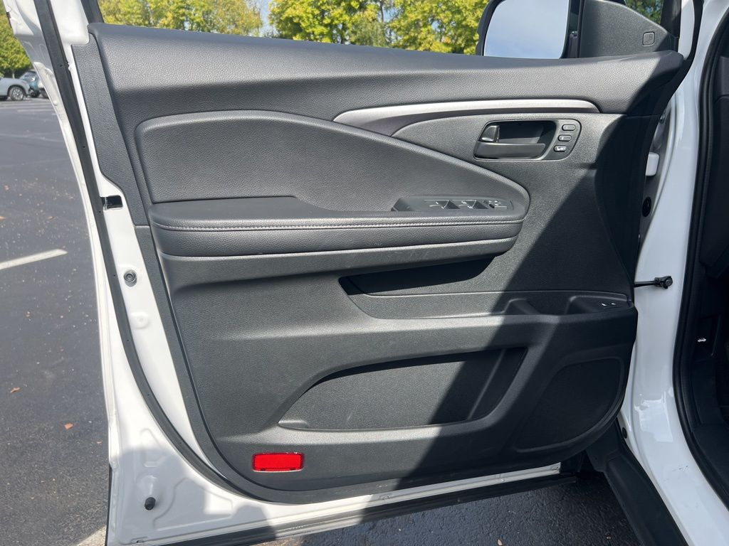 2023 Honda Passport EX-L photo 19