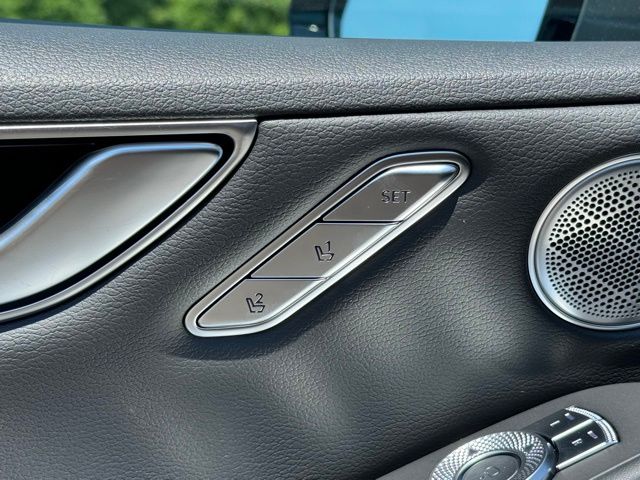 2024 Genesis Electrified G80 photo 21