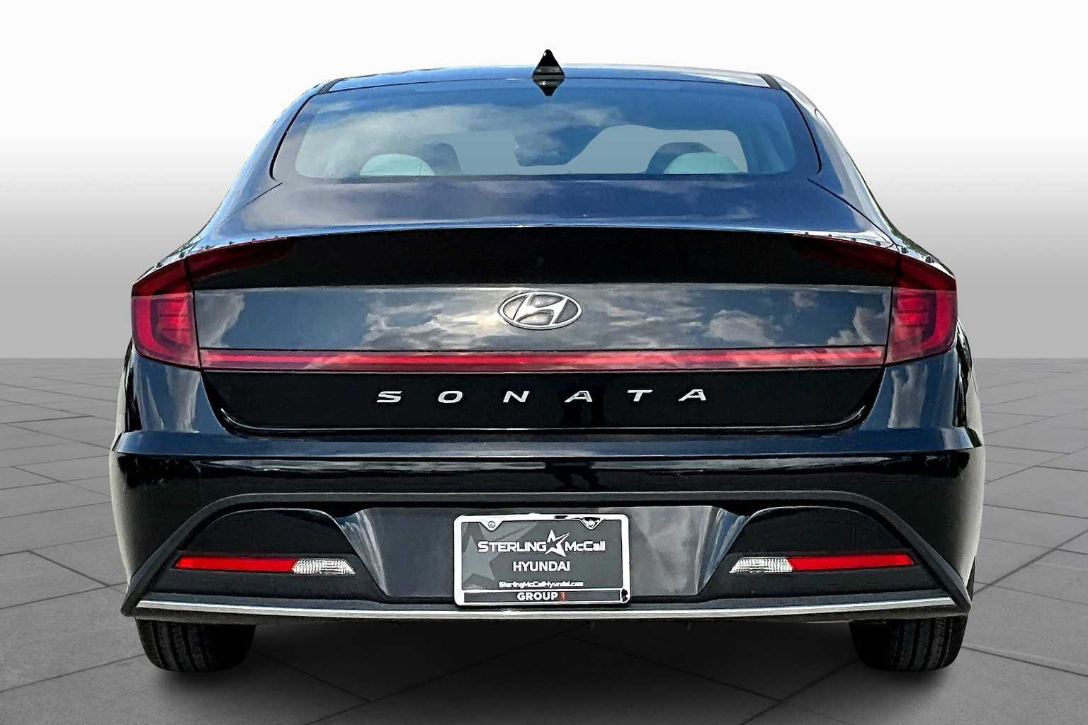2022 Hyundai Sonata SE photo 4