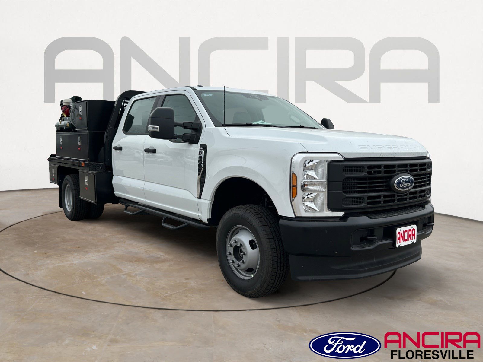 2026 Ford F-350 Super Duty Chassis Cab XL's photo