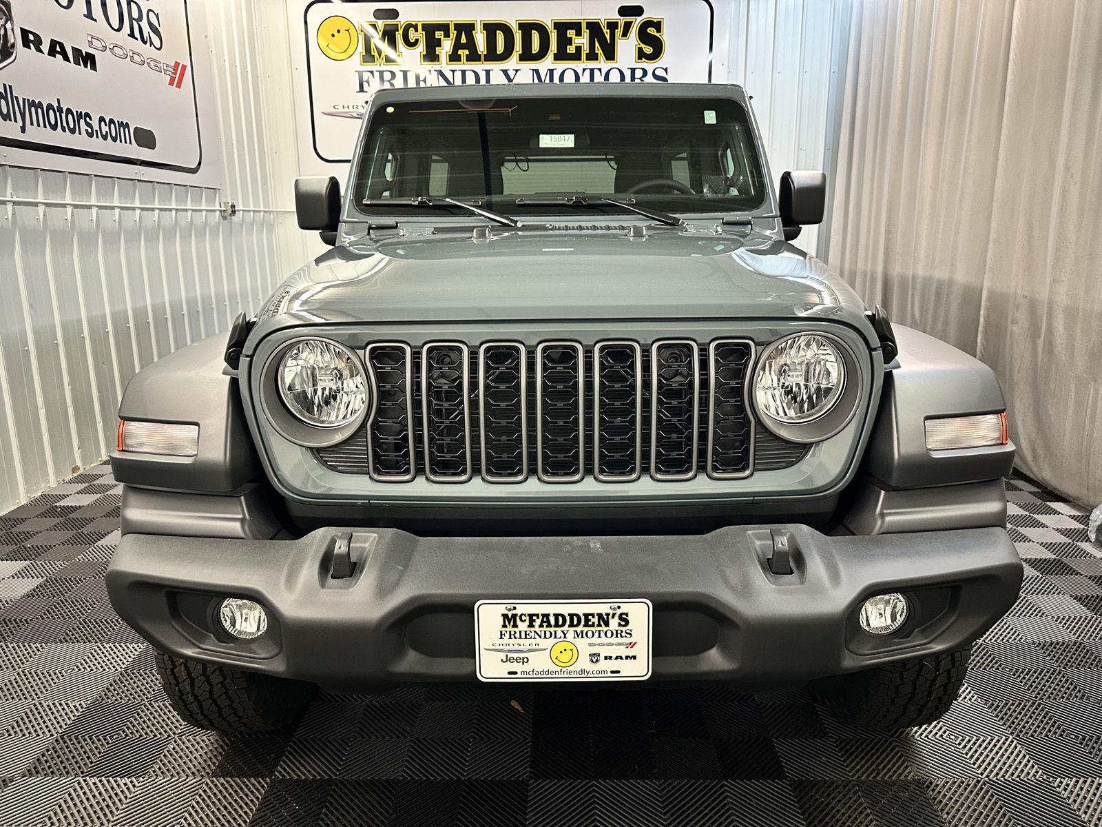 2025 Jeep Wrangler Sport S photo 6
