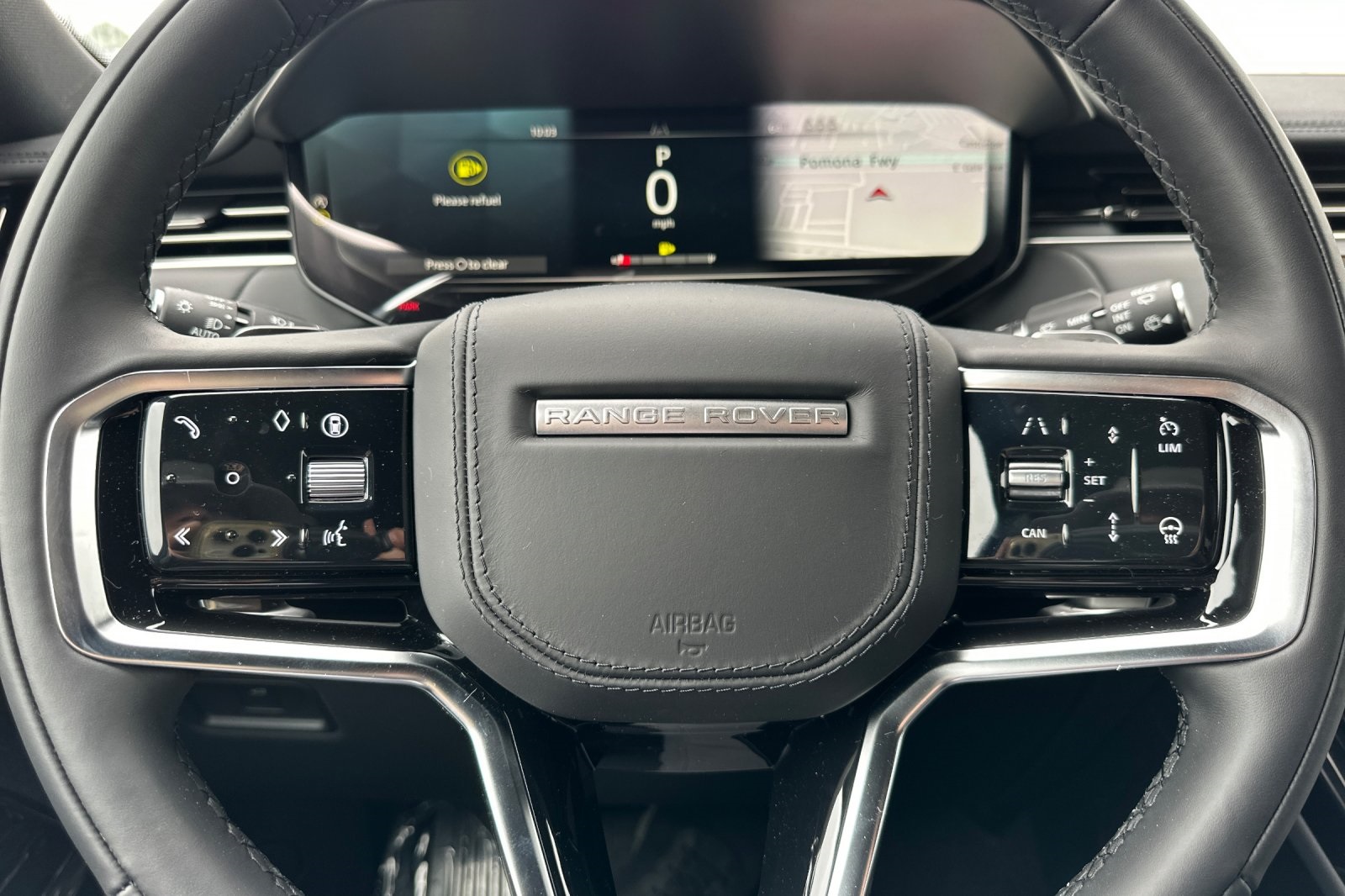 2025 Land Rover Range Rover Sport P360 S photo 9