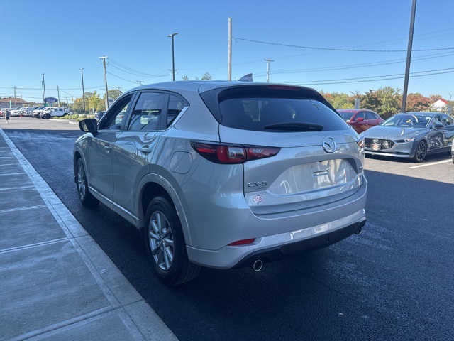 2024 Mazda CX-5 2.5 Select photo 6