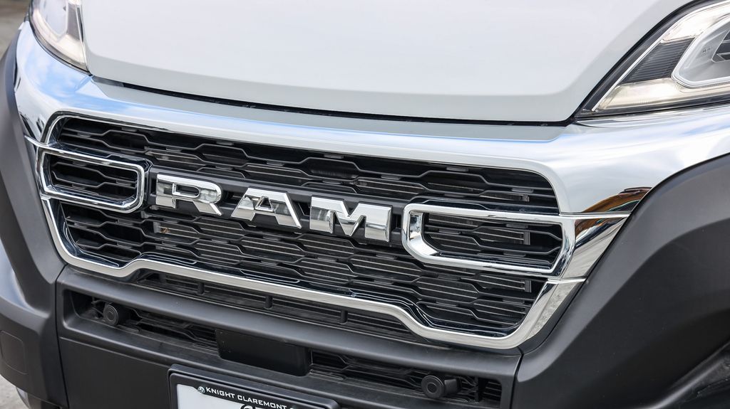 2024 Ram ProMaster 3500 Window Van photo 4
