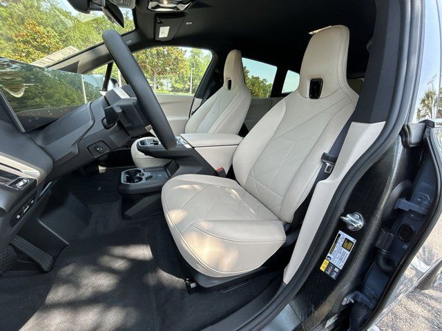 2026 Bmw iX photo 12