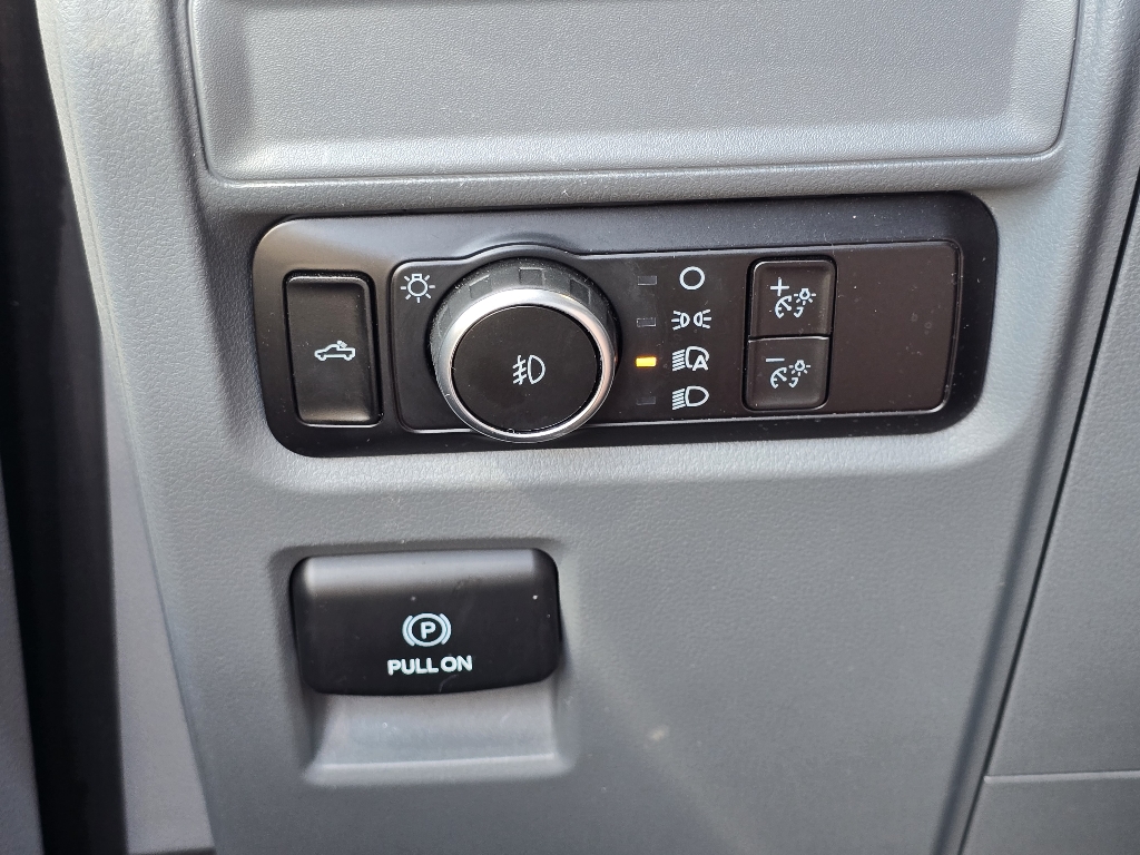 2023 Ford F-150 XLT photo 17