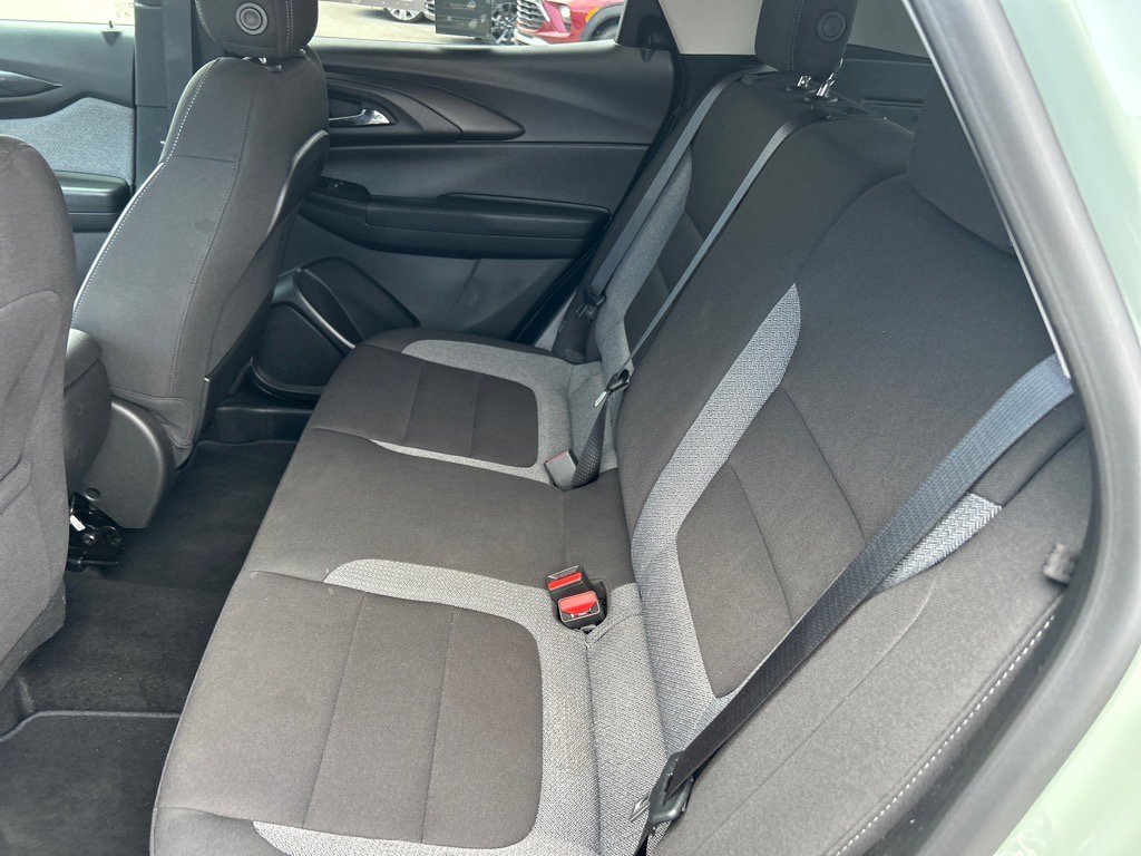 2025 Chevrolet Trailblazer LT photo 13