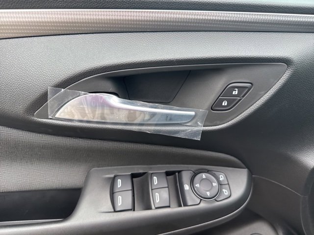 2025 Buick Envista Avenir photo 9
