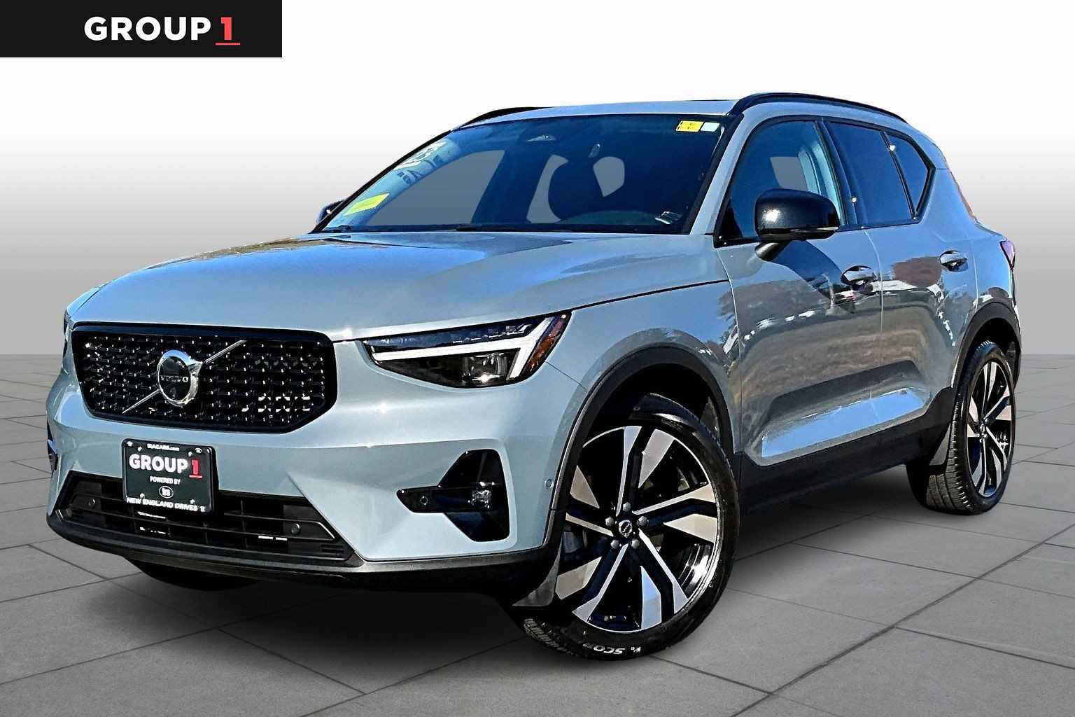 2023 Volvo XC40 Ultimate's photo
