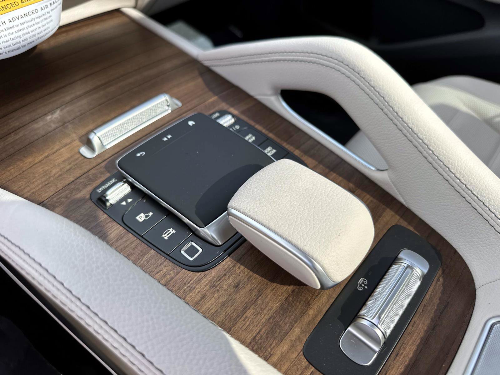 2026 Mercedes Benz GLS 450 4MATIC photo 29