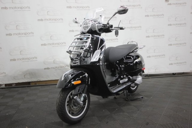 Piaggio Bikes Piaggio Vespa Gts 300 Touring Gts 300 Hpe Vespa 250