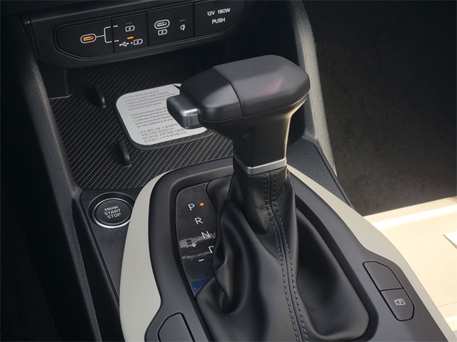 2025 Kia K4 GT-Line photo 21