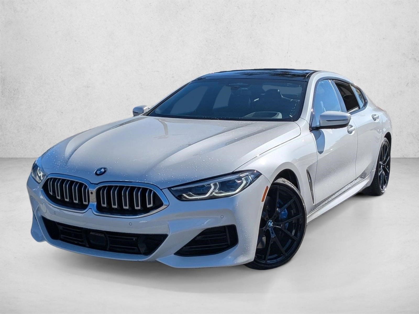 2024 BMW 8 Series 840i's photo