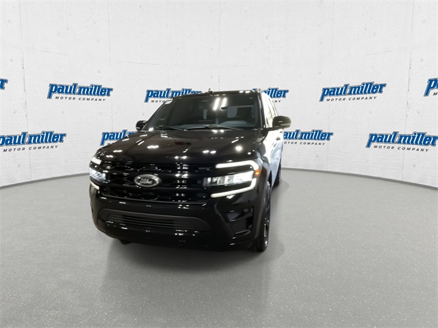 2024 Ford Expedition Limited photo 3