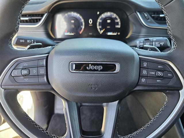 2025 Jeep Grand Cherokee Laredo X photo 21
