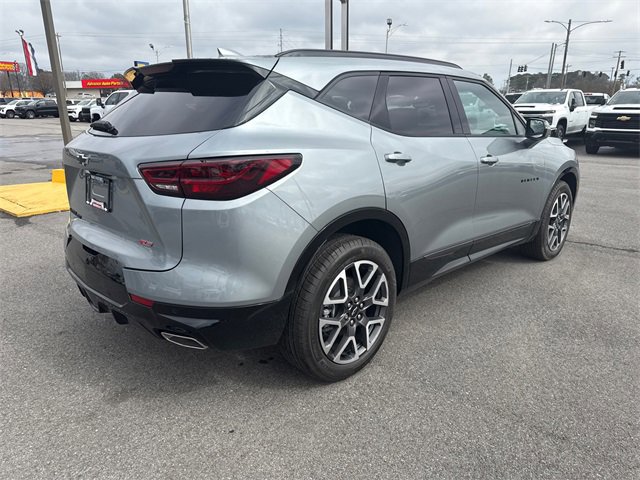 2025 Chevrolet Blazer RS photo 5