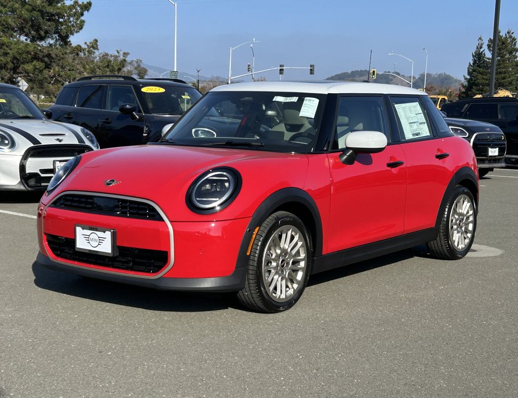 2026 MINI Hardtop 4 Door's photo