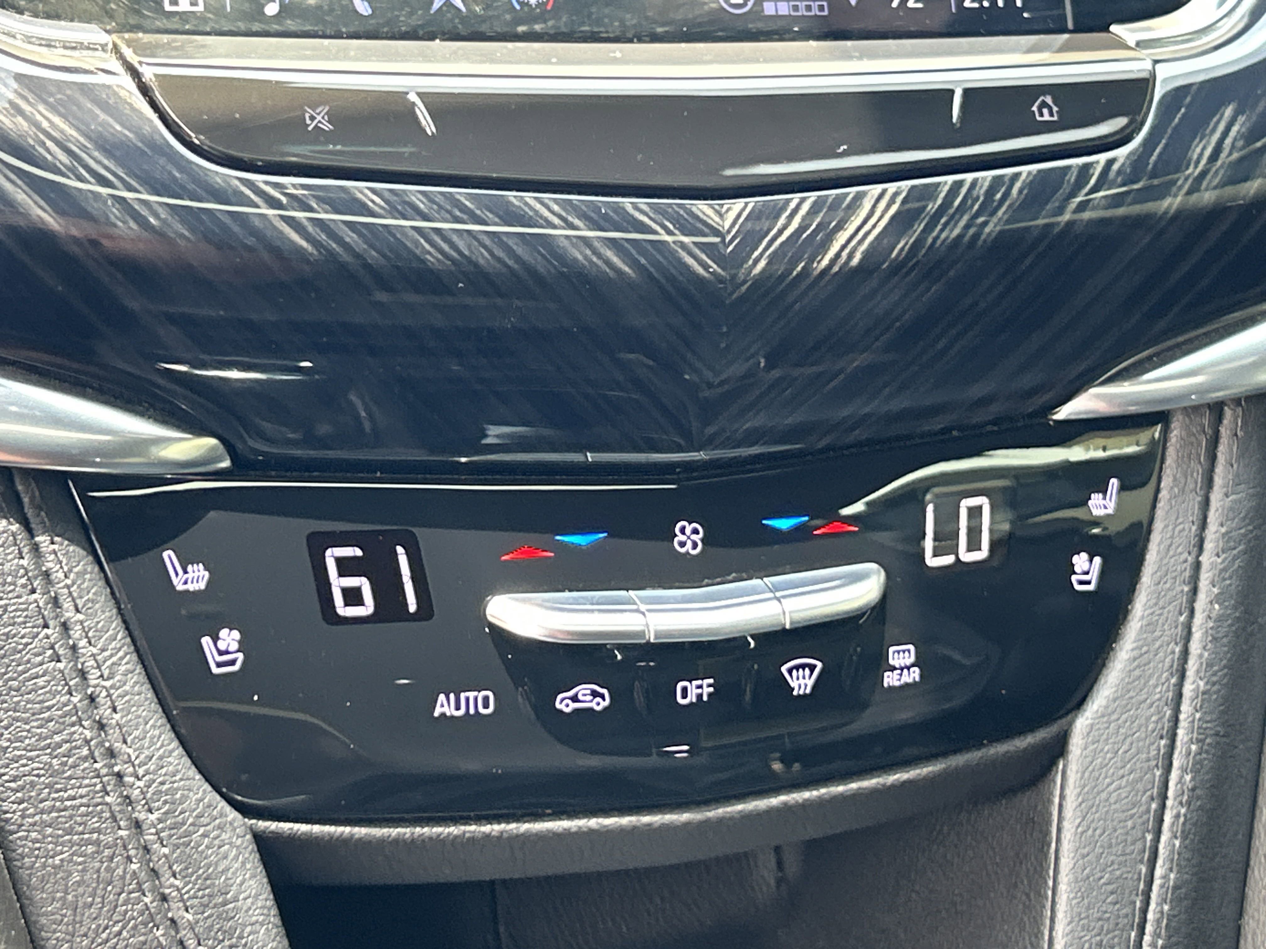 2023 Cadillac XT6 Premium Luxury photo 12