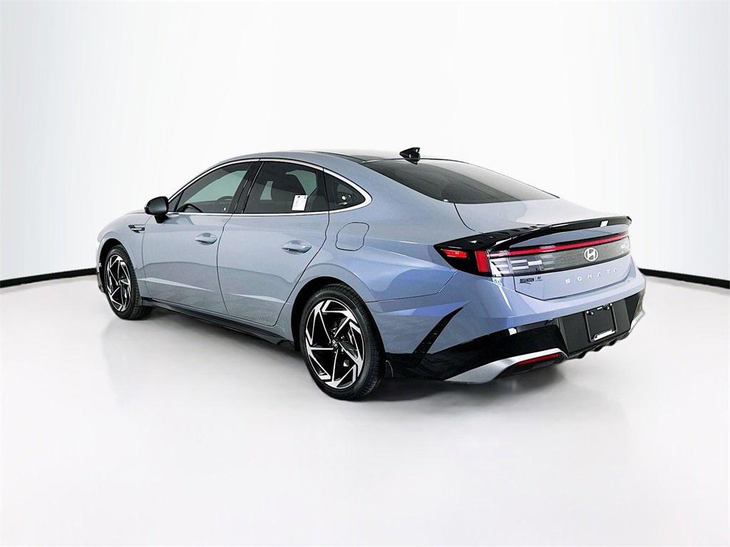 2025 Hyundai Sonata SEL Convenience photo 4