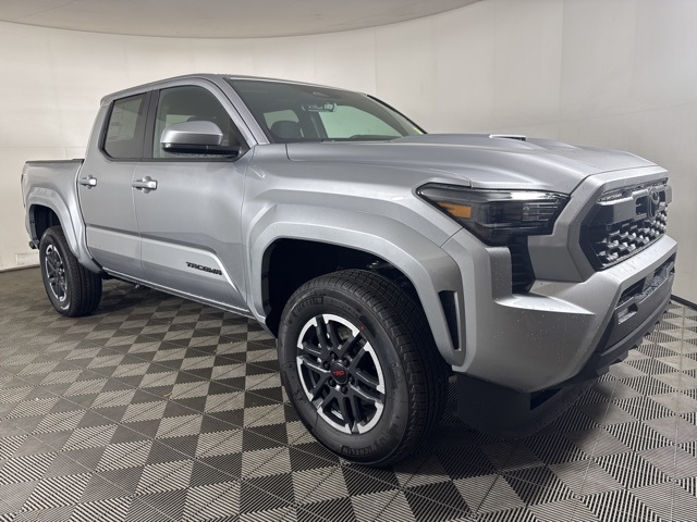 2026 Toyota Tacoma TRD Sport's photo