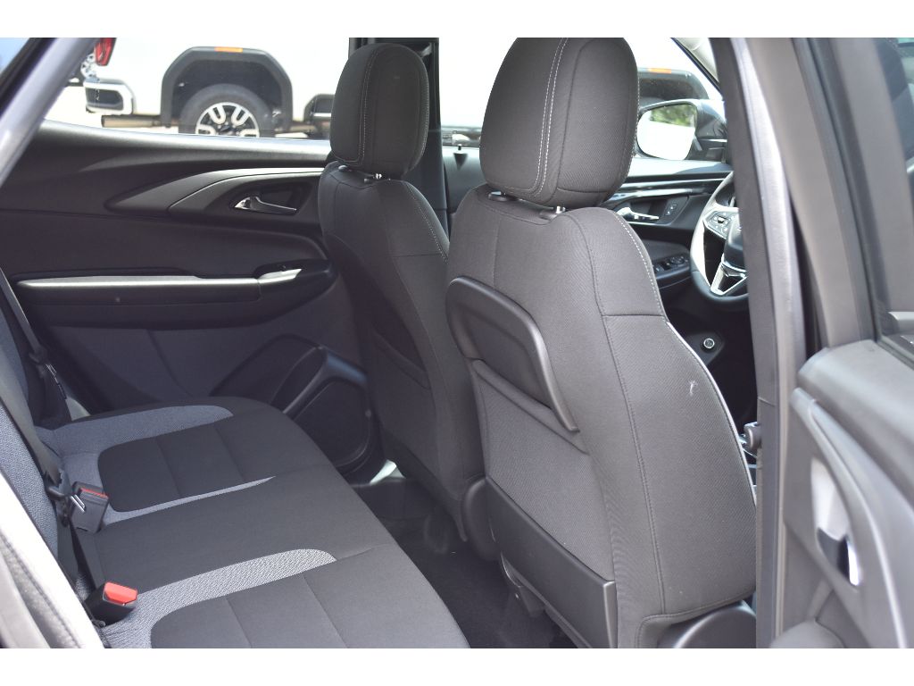 2025 Chevrolet Trailblazer LT photo 17