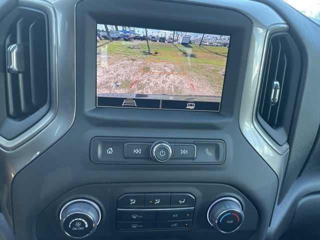2025 Chevrolet Silverado 2500HD Custom photo 11