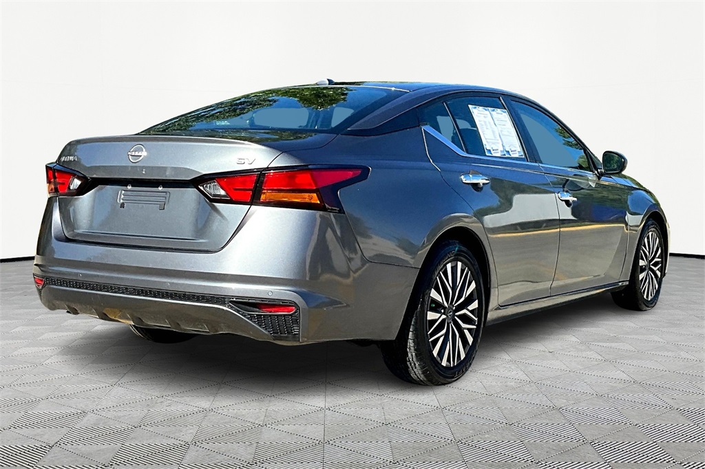 Used 2023 Nissan Altima SV with VIN 1N4BL4DV0PN336697 for sale in Kansas City