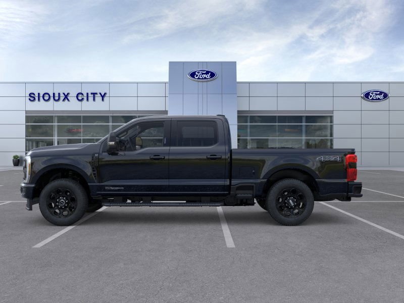 2025 Ford F-250 XLT photo 3