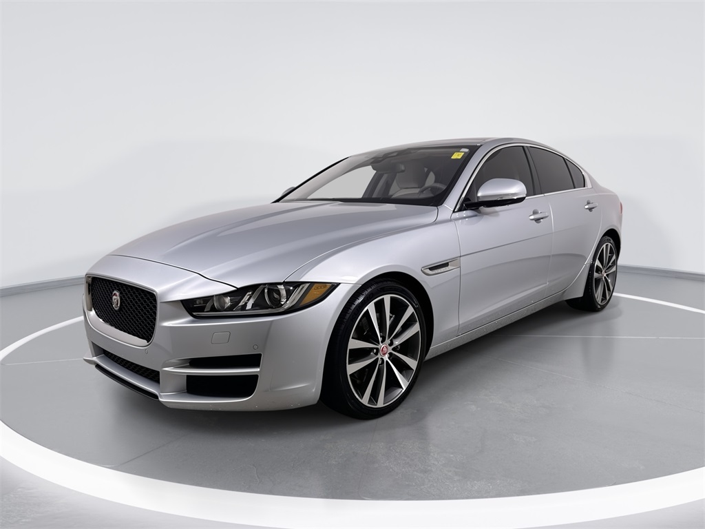 2018 Jaguar XE Prestige