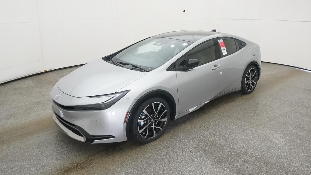 2026 Toyota Prius XSE's photo