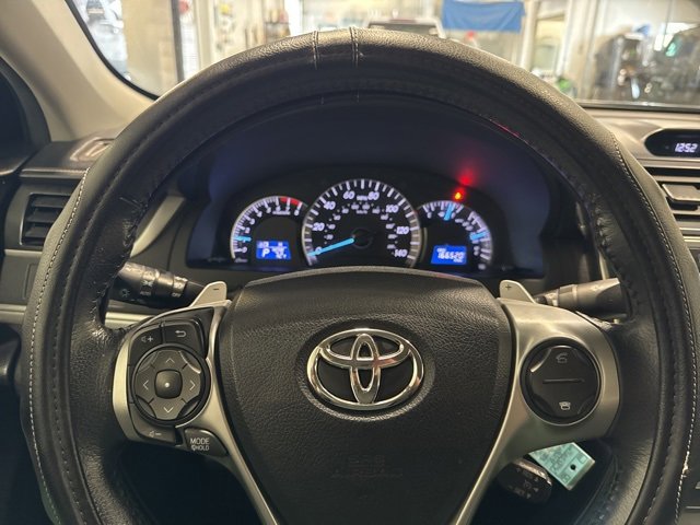 2014 Toyota Camry L photo 14