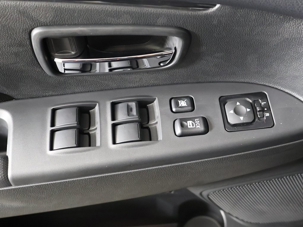 2025 Mitsubishi Outlander Sport ES SE LE photo 25