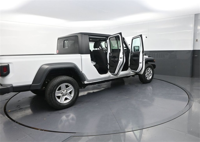 2023 Jeep Gladiator Sport photo 31